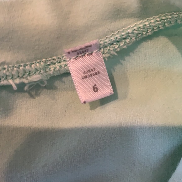 Mint green rare lululemon shirt - Picture 2 of 7